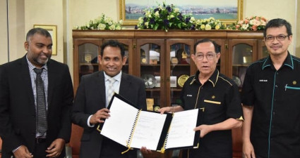 VILLA COLLEGE SIGNS MOU WITH ISLAMIC UNIVERSITY OF MALAYSIA